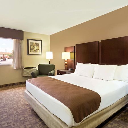Super 8 By Wyndham Chandler Phoenix Extérieur photo