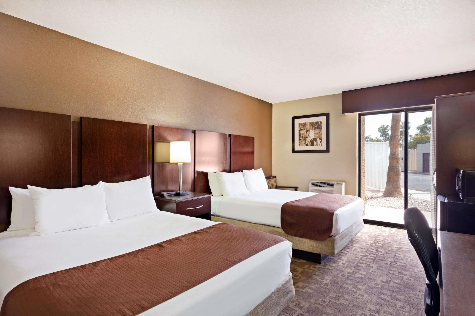 Super 8 By Wyndham Chandler Phoenix Extérieur photo