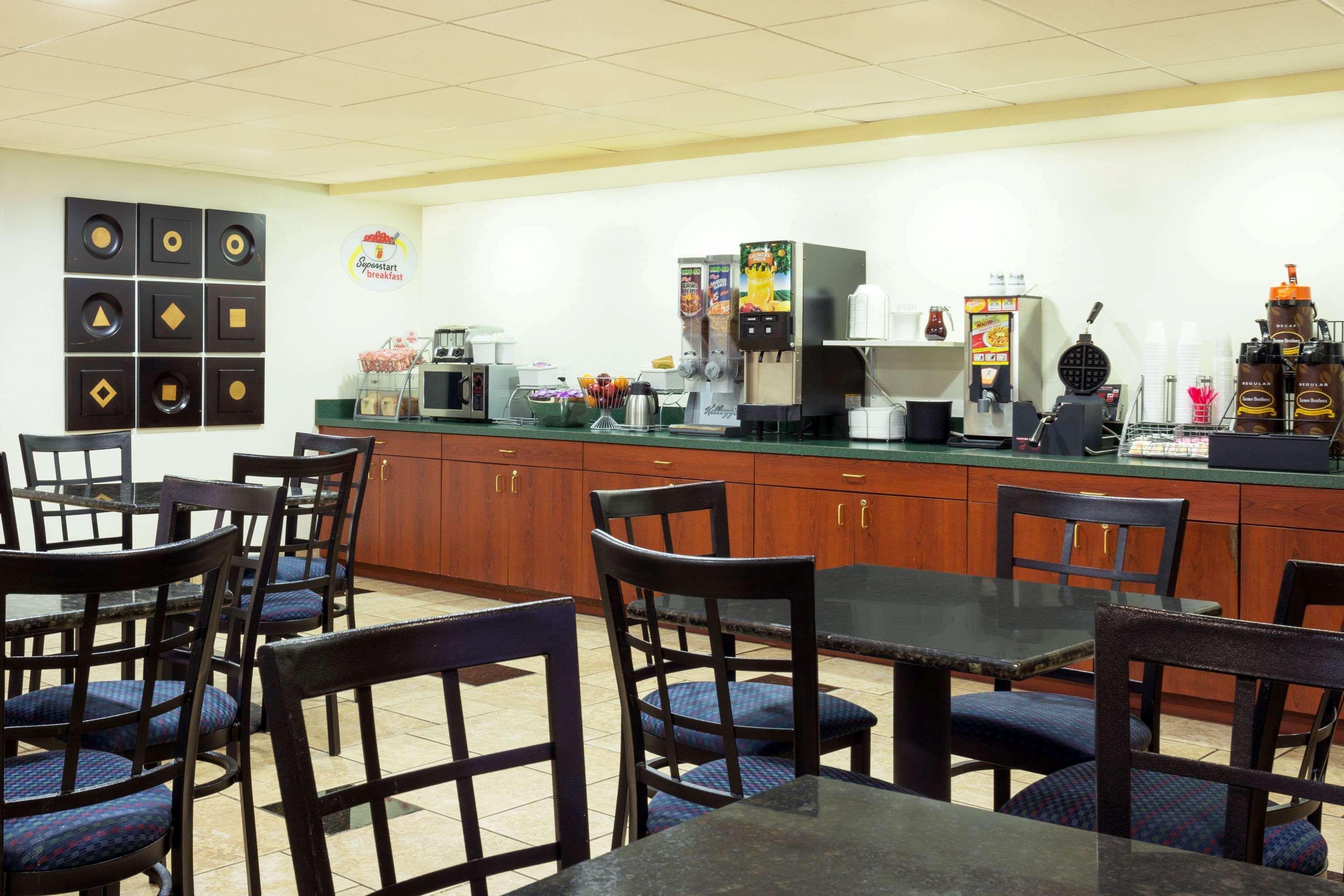 Super 8 By Wyndham Chandler Phoenix Extérieur photo